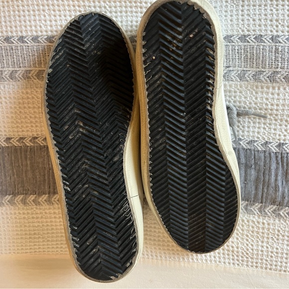 Golden Goose Supestar Sneakers - Like New! - Picture 5 of 7